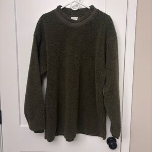 Cozy Columbia Olive Green Women's Longer Length Sherpa Sweatshirt